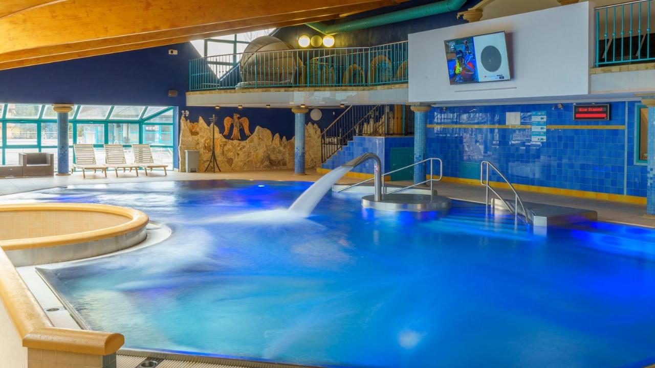 Hotel Aquacity Seasons Poprad Exterior foto