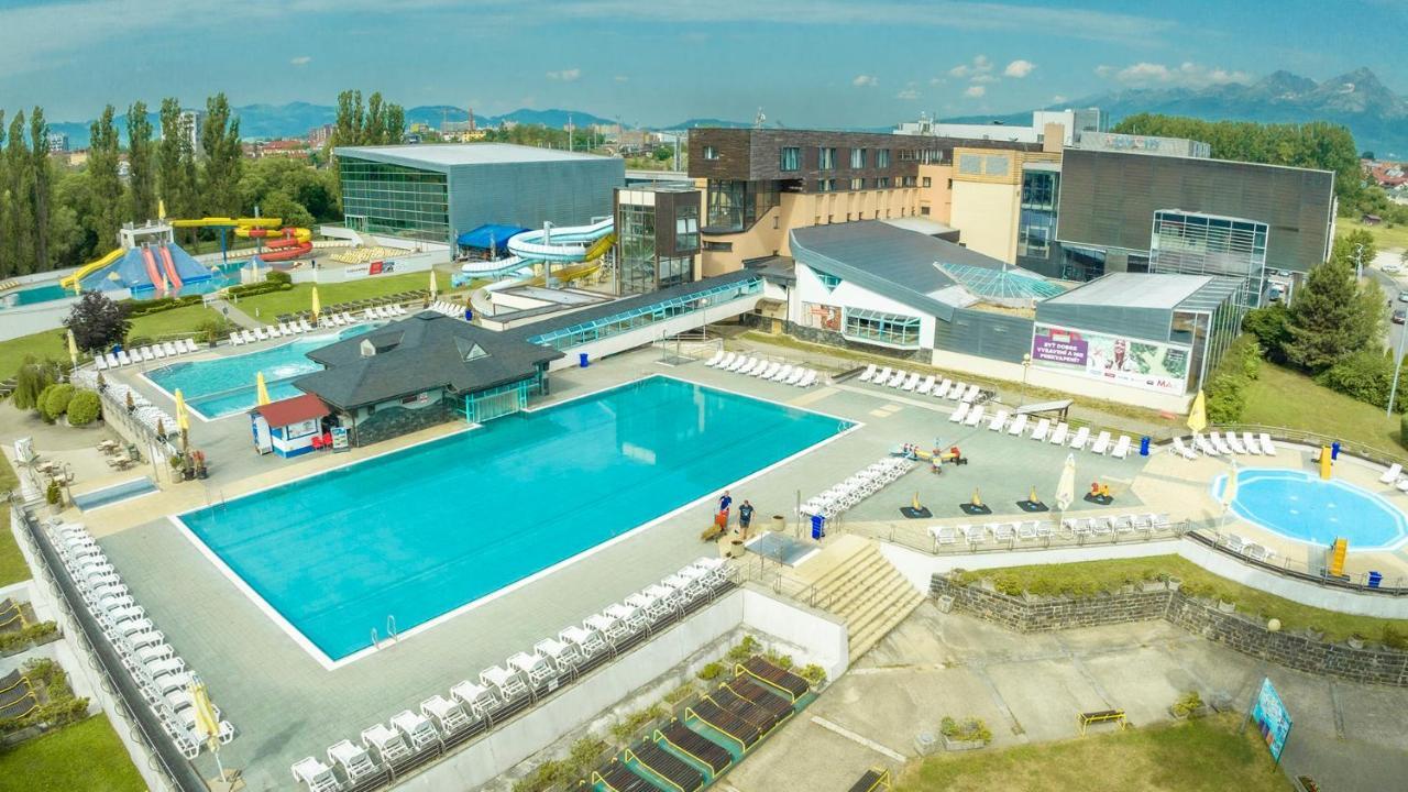 Hotel Aquacity Seasons Poprad Exterior foto