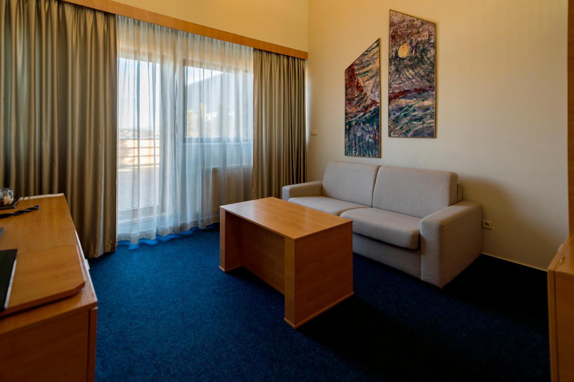Hotel Aquacity Seasons Poprad Exterior foto