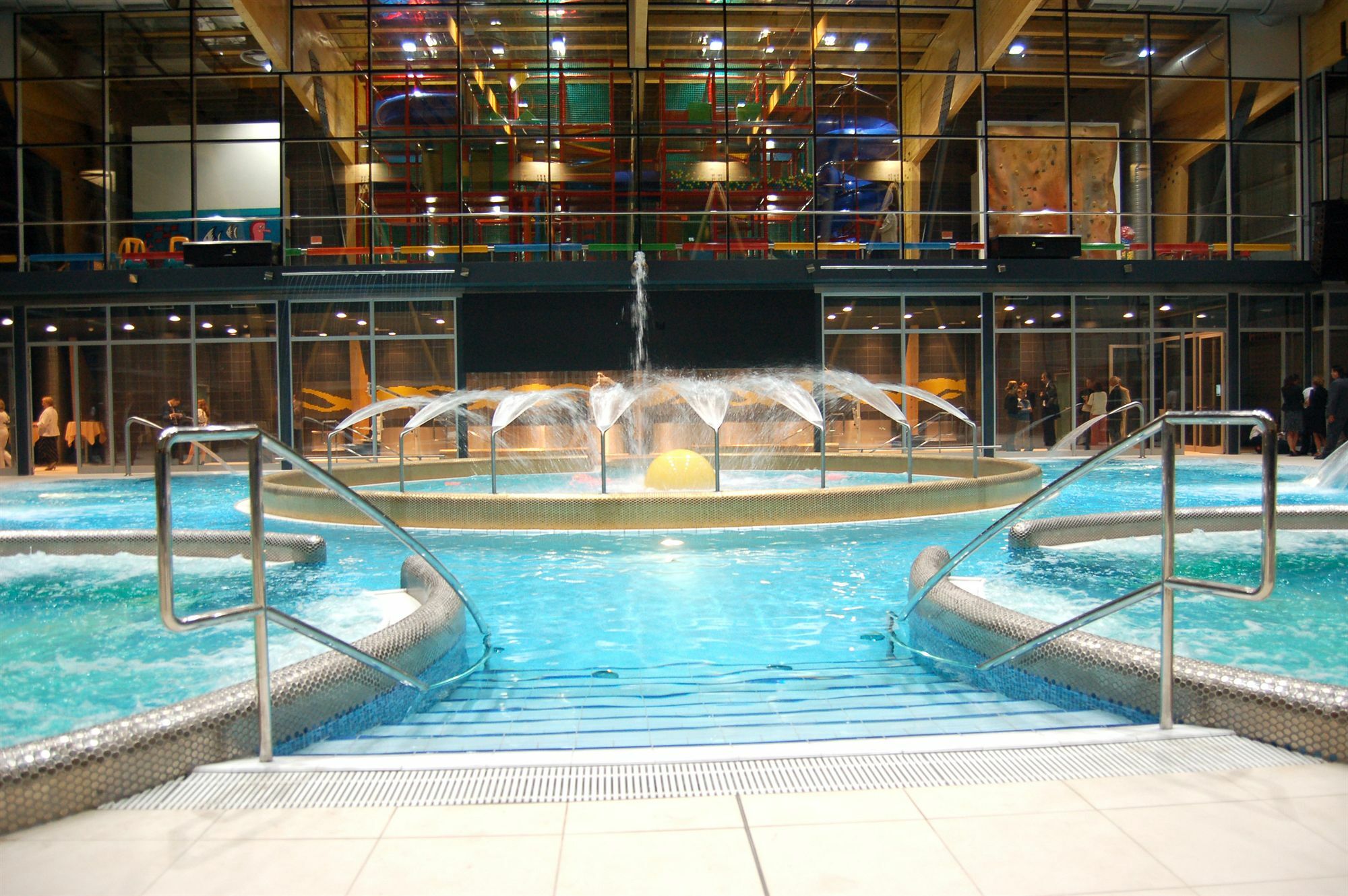 Hotel Aquacity Seasons Poprad Exterior foto